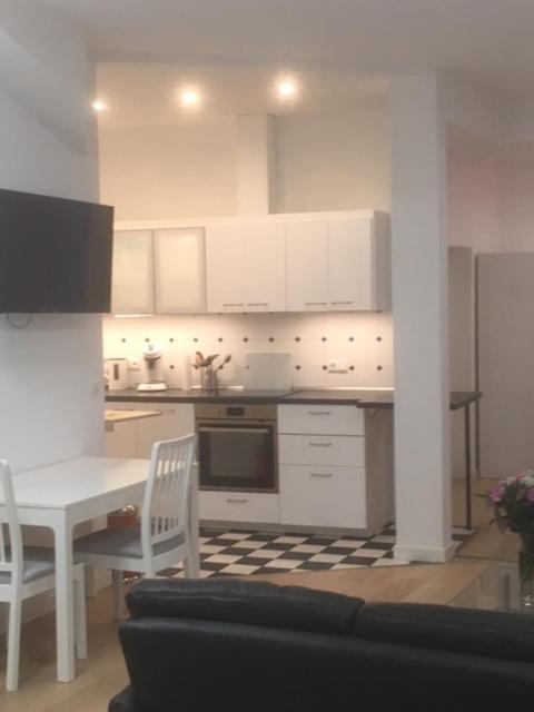 Jugendstilhaus Riverside City Appartements Fuer Urlaub Und Business Bremen Eksteriør bilde